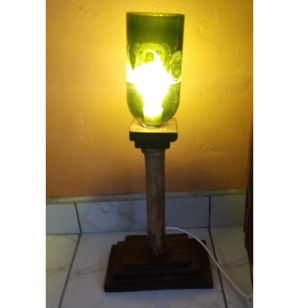 Table lamp